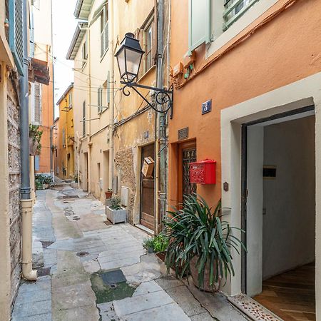 Le Bougainvillier Menton Vieille Ville Esterno foto