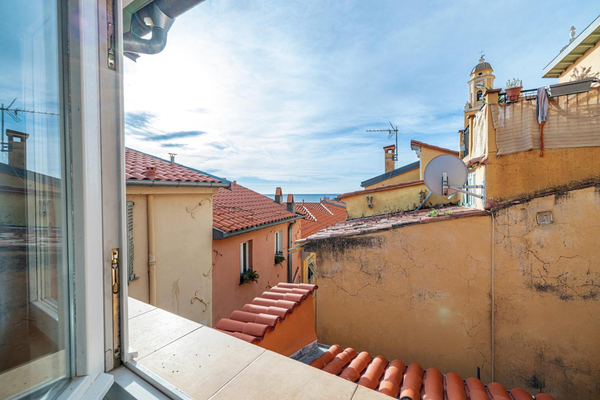 Le Bougainvillier Menton Vieille Ville Esterno foto